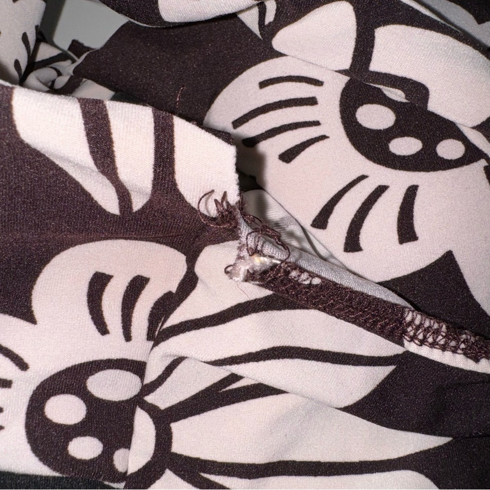 NWT Derek Heart Vintage Brown Floral Dress - Picture 9 of 10